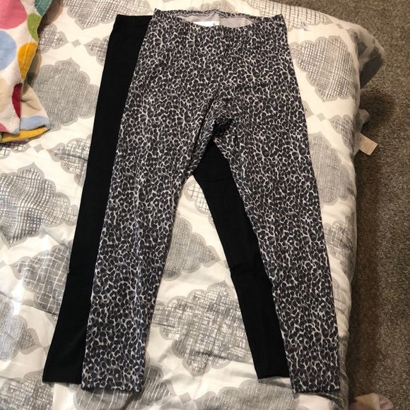 Old Navy Pants - Old  Navy High-Waisted Leggings